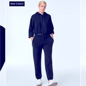 🩷 Spanx AirEssentials Cinched Hoodie in Midnight NAVY, Medium, NWT!